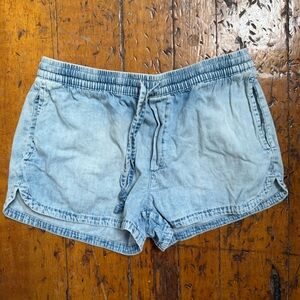 Aerie chambray acid wash Light Blue Denim drawstring Shorts medium